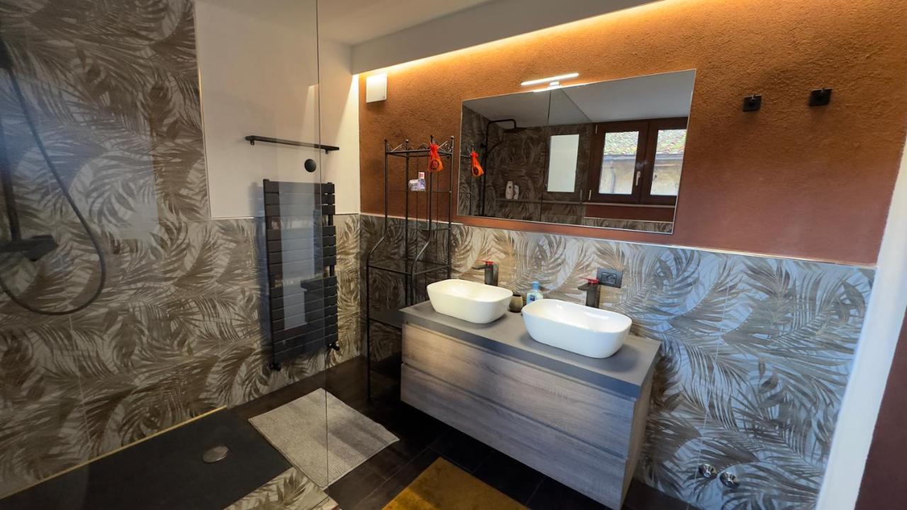 Suite Stylish & Cozy Apartment In The Heart Of ฟลอเรนซ์ ภายนอก รูปภาพ
