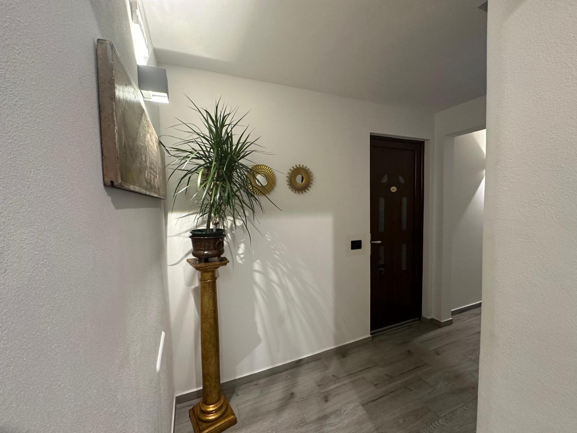 Suite Stylish & Cozy Apartment In The Heart Of ฟลอเรนซ์ ภายนอก รูปภาพ